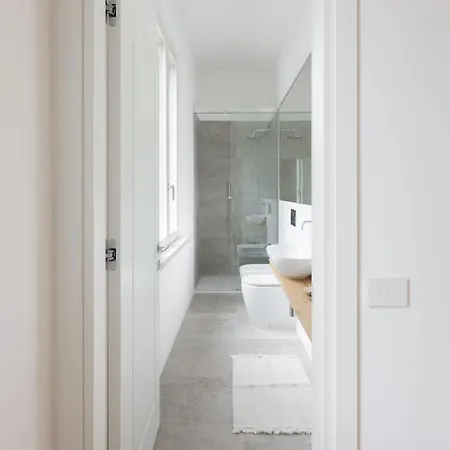 Charme Via De' Fogliani *